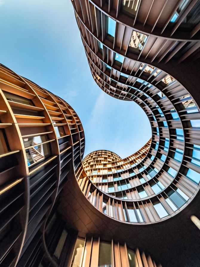 low-angle-of-axel-towers-an-iconic-mixed-use-offi-2026-01-07-07-25-36-utc_red